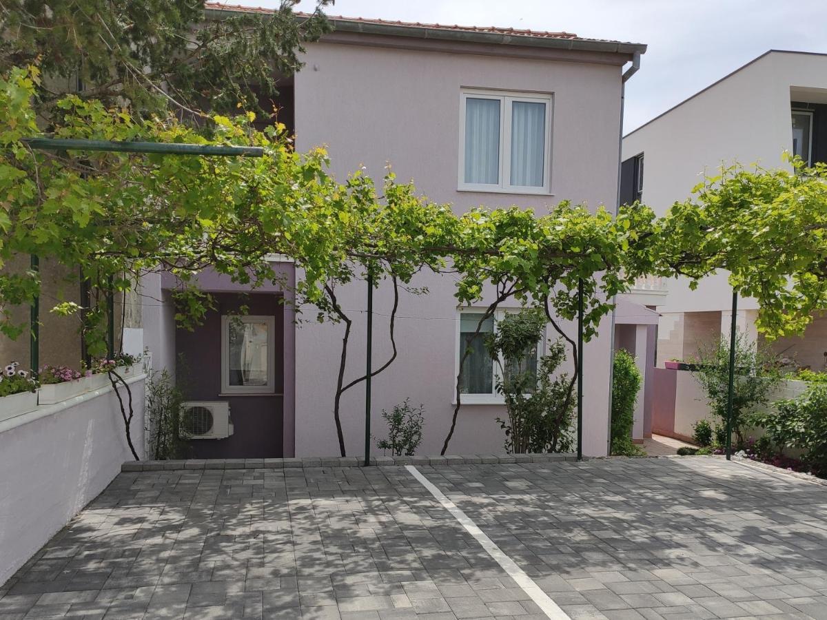 Apartments Tessa 77 Medulin Exterior photo